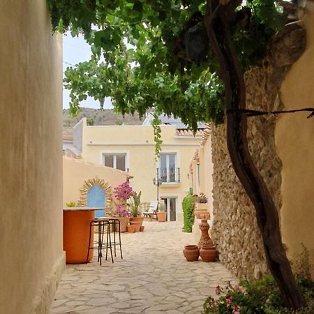 شقة El Jardin Secreto Oria المظهر الخارجي الصورة